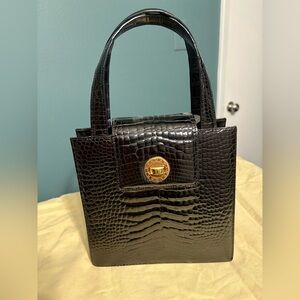 BVLGARI Elegant Black Crocodile-Embossed Handlebag